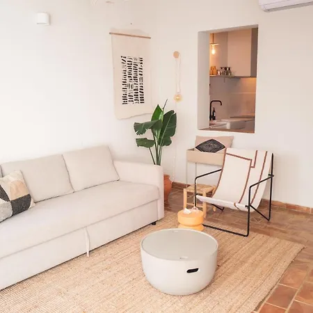 Privilege Casa Perto Do Mar With Rooftop Jacuzzi,