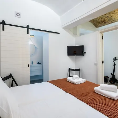 Privilege Casa Perto Do Mar With Rooftop Jacuzzi, Holiday home