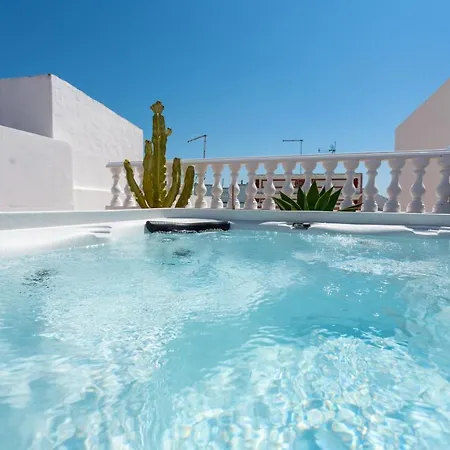 Privilege Casa Perto Do Mar With Rooftop Jacuzzi, Olhao